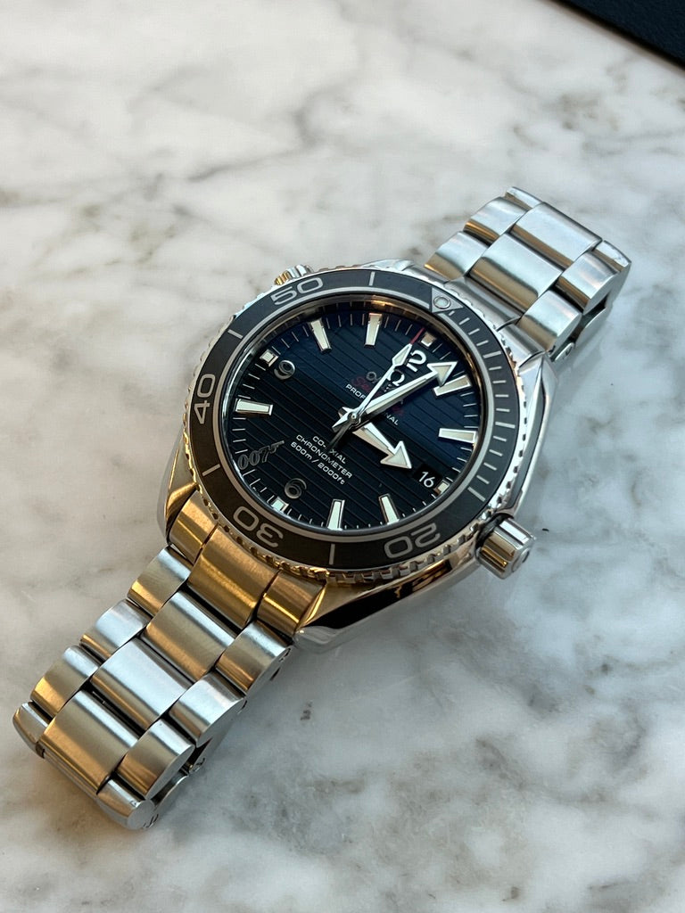 Omega seamaster planet ocean james bond best sale