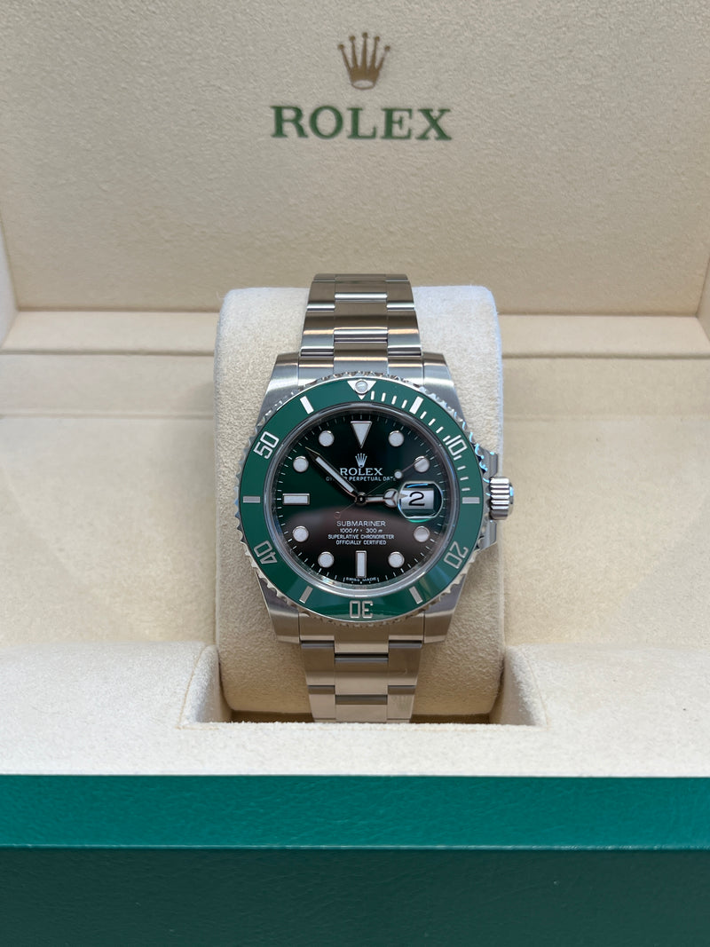 Rolex - Pre-owned Submariner Hulk 116610LV