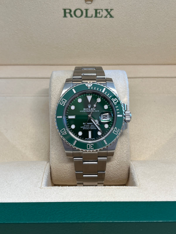 Rolex - Pre-owned Submariner Hulk 116610LV