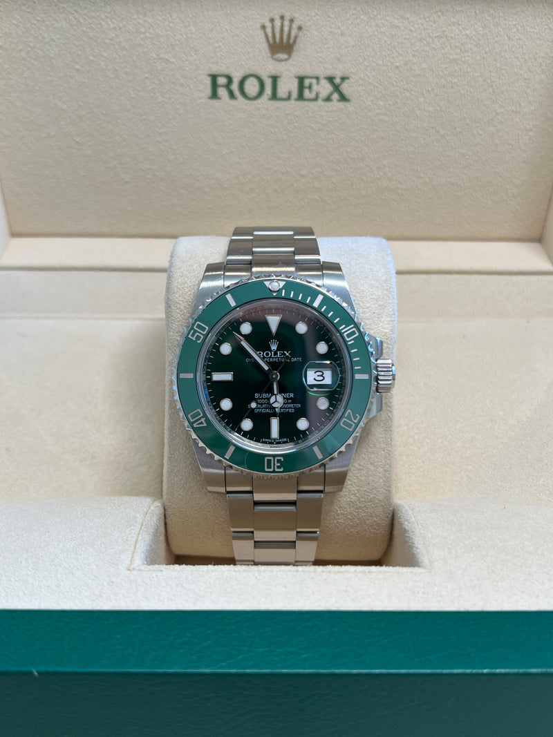 Rolex - Pre-owned Submariner Hulk 116610LV