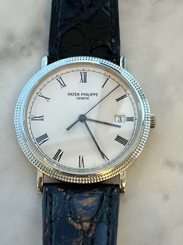 Patek Philippe - Pre-owned White Gold Calatrava 3944