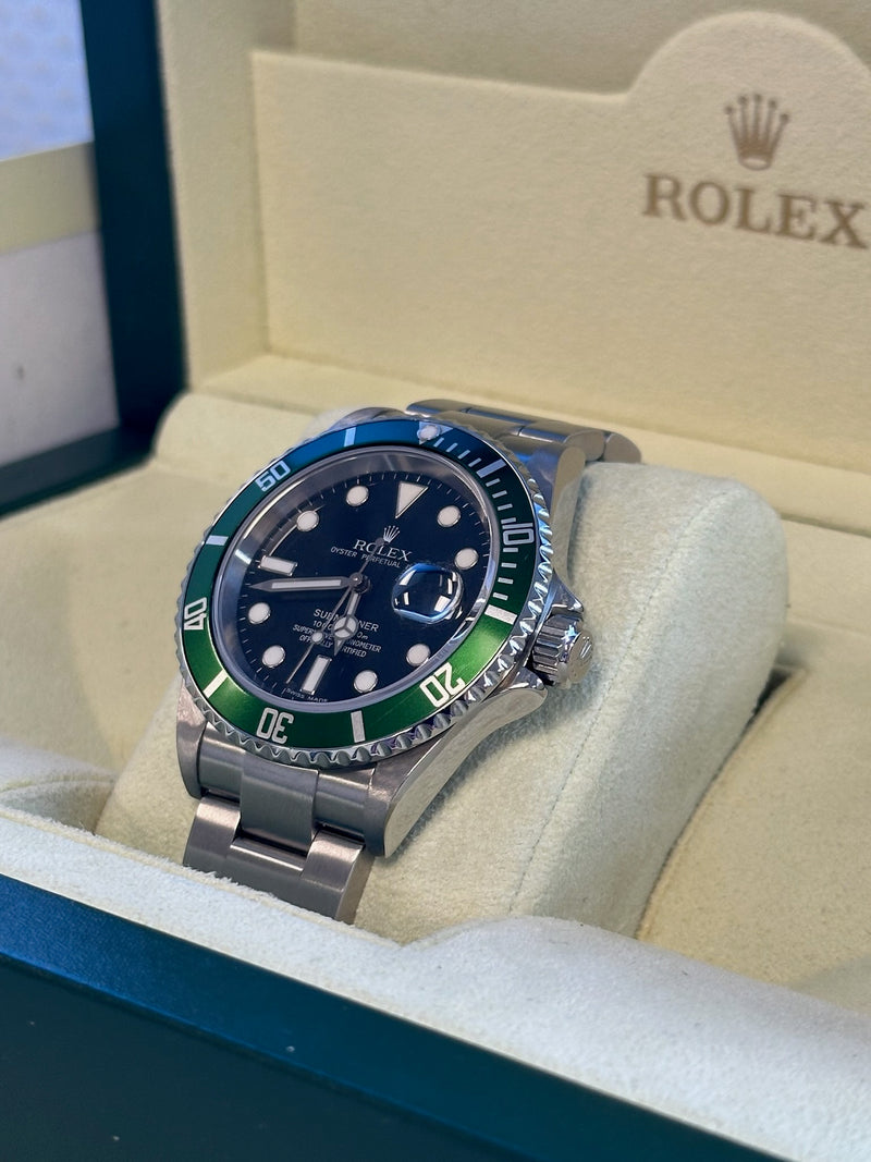 Rolex - Pre-owned Submariner Kermit 16610LV