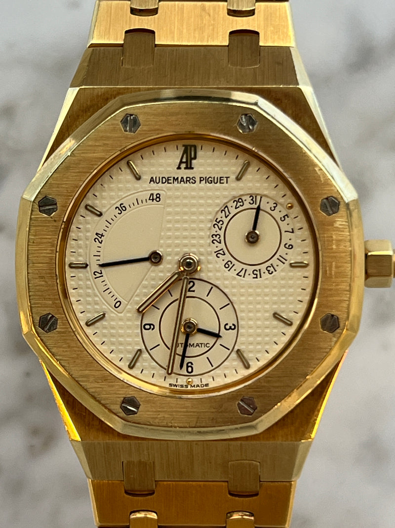 Audemars Piguet - Pre-owned Royal Oak Dual Time Yellow Gold 25730BA