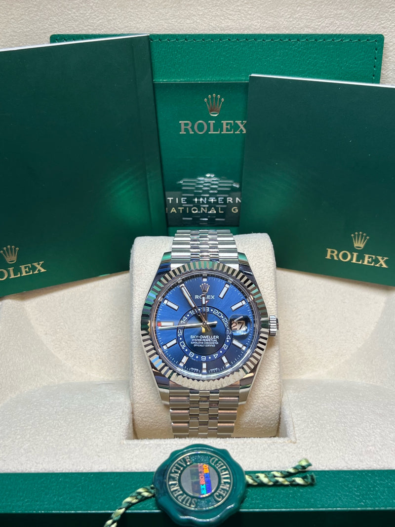 Rolex - Unworn Sky-Dweller Jubilee Blue Dial 326934