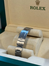 Rolex - Pre-owned Oyster Perpetual 28mm Silver Dial 276200