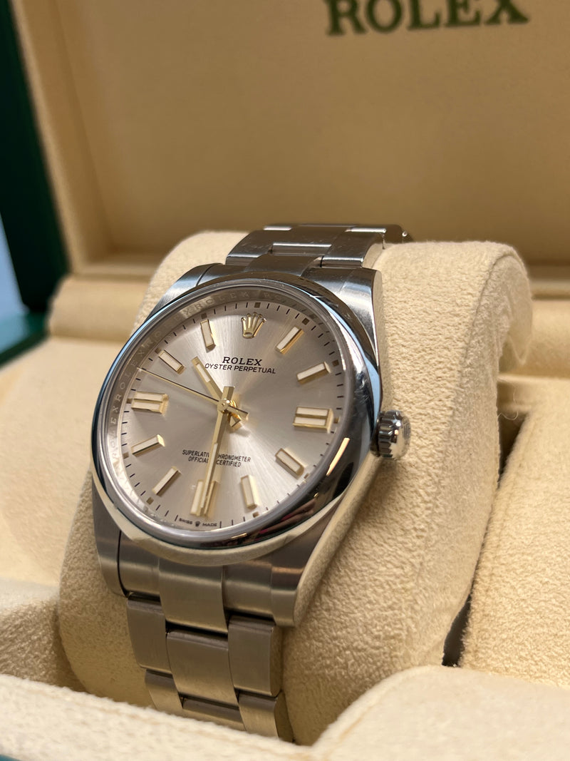 Rolex - Pre-owned Oyster Perpetual 41mm Silver Dial 124300