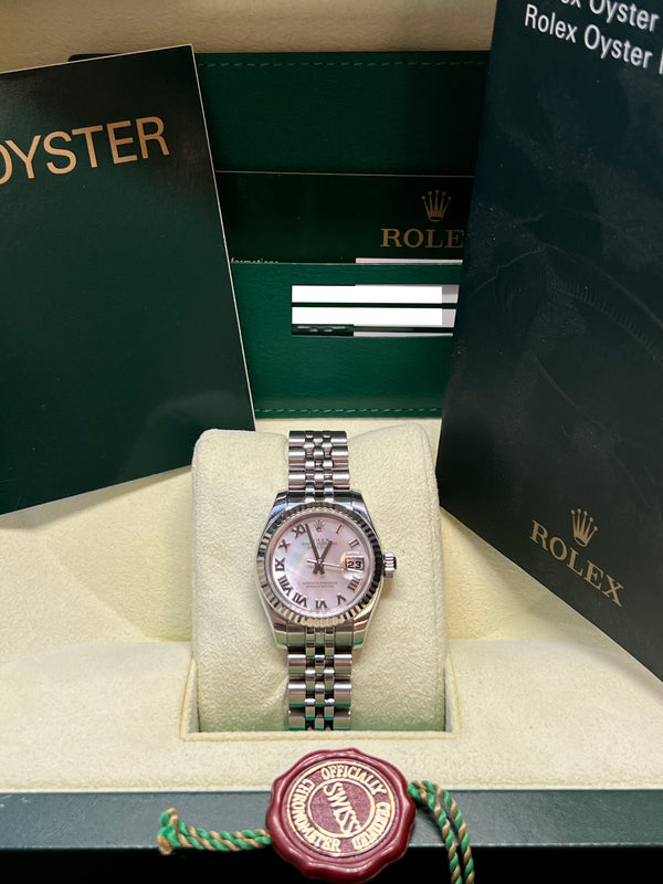 Rolex - Pre-owned Stainless Steel Datejust 26mm Mother of Pearl (MOP) Dial 179174