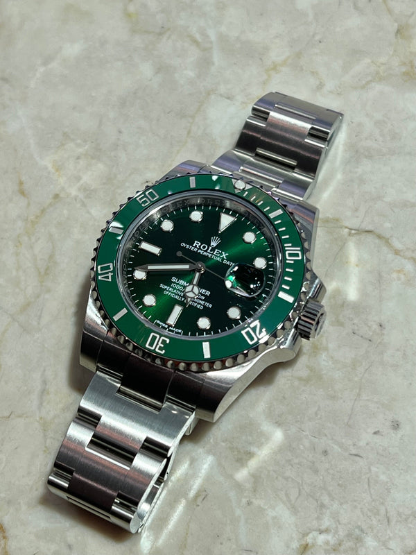 Rolex - Pre-owned Submariner Hulk 116610LV