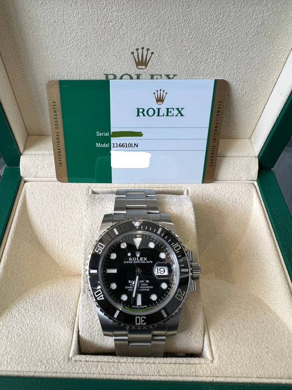 Rolex - Pre-owned Submariner Date 116610LN